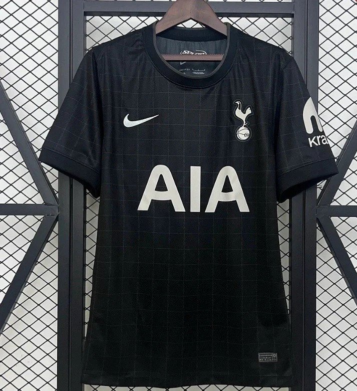 Tottenham 25-26 Away Kit